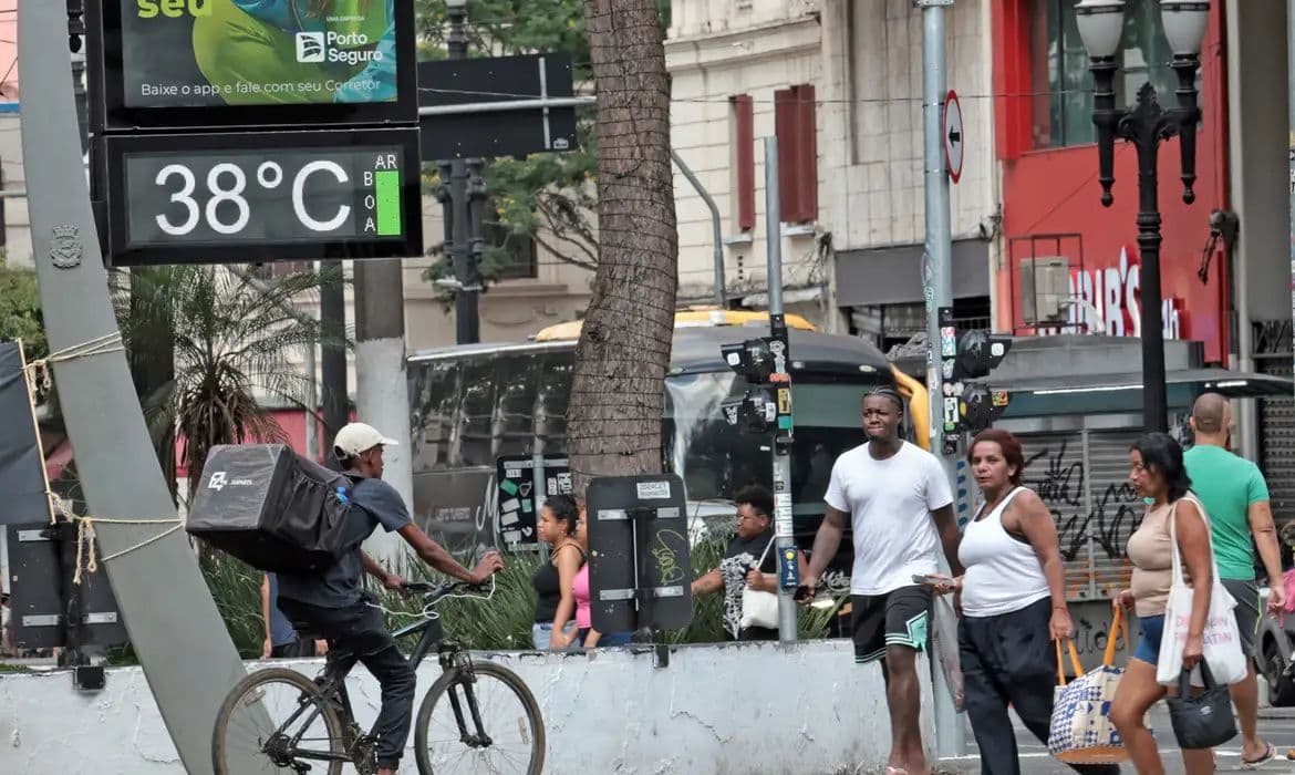 Estudo associa 120 mil mortes no Brasil a ondas de calor em 20 anos