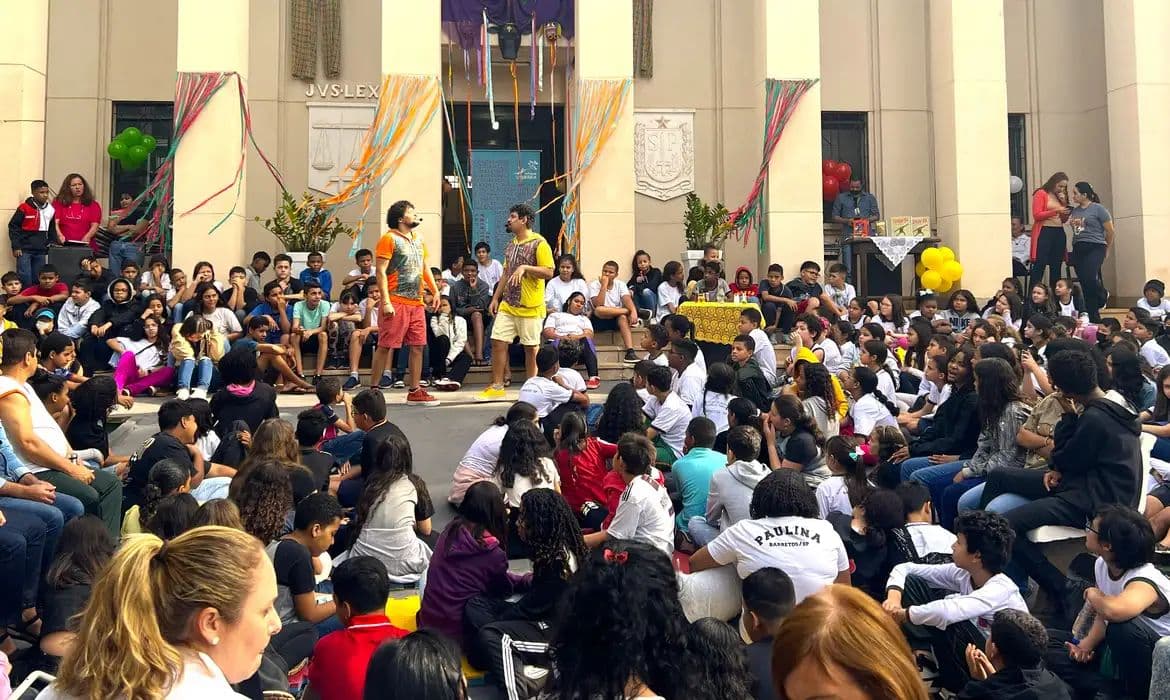 Feira Literária em Manguinhos Celebra a Cultura das Periferias