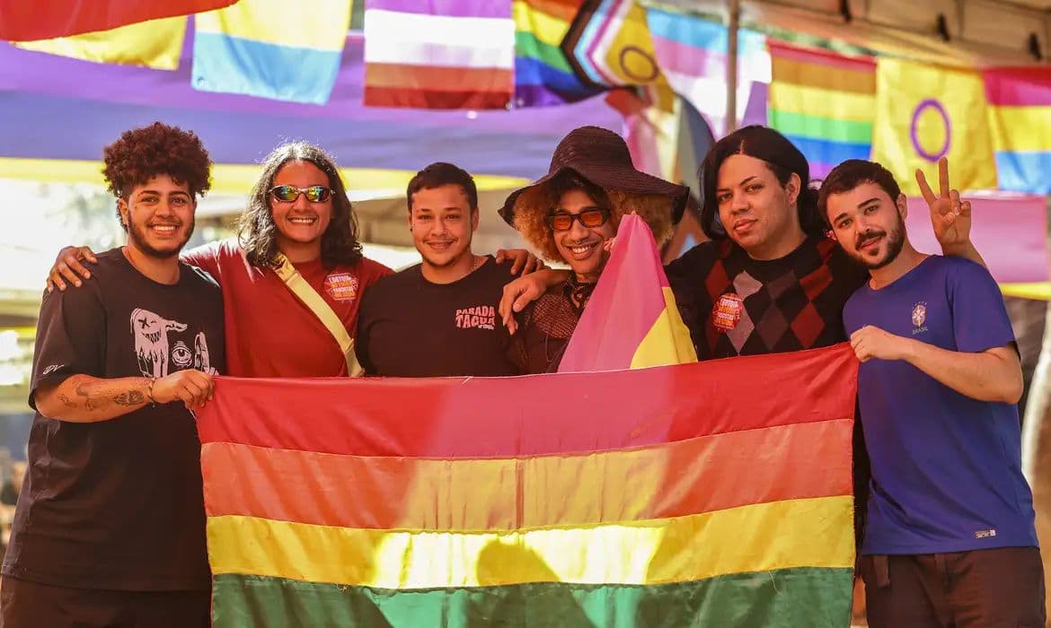 Projeto de futebol promove inclusão e saúde mental para pessoas trans no DF