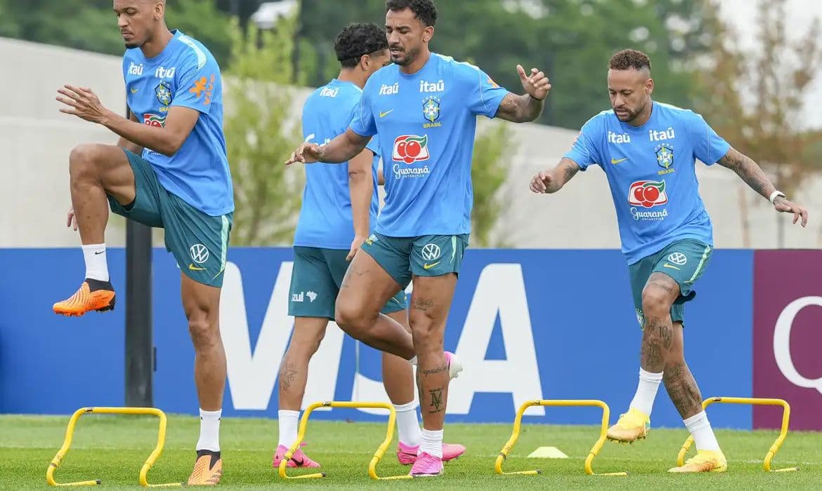 Seleção Brasileira viaja ao Texas para duelo decisivo na Copa do Mundo