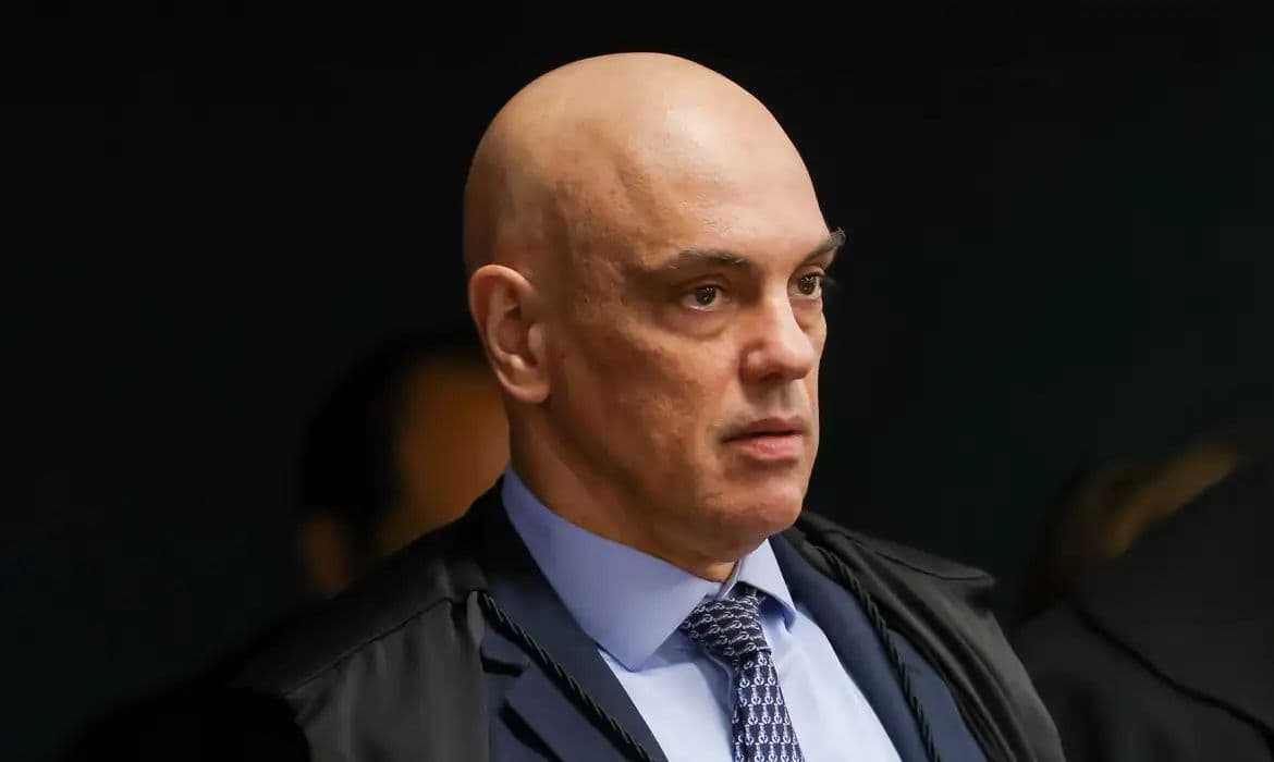 STF: Alexandre de Moraes vota pela condenação de Eduardo Bolsonaro