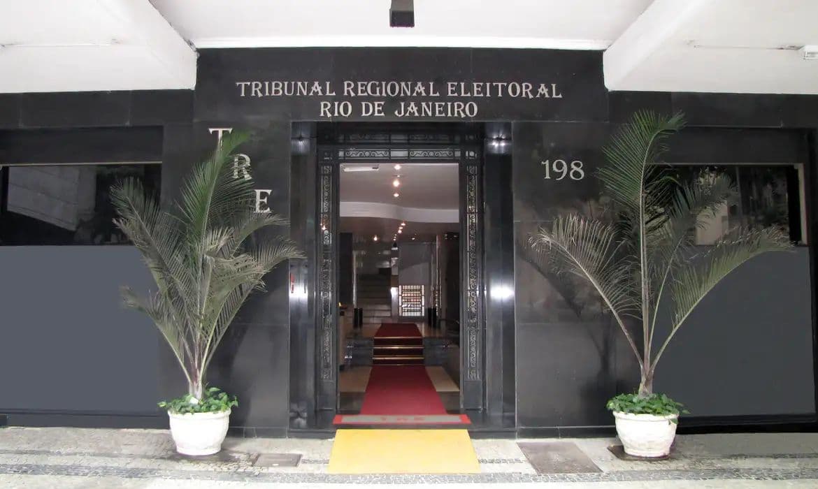 TRE-RJ fixa prazo para partidos entregarem prestação de contas de 2025
