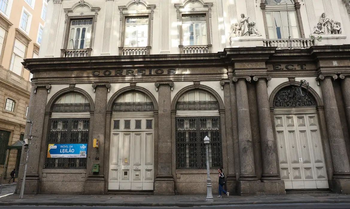 Antiga sede dos Correios no Rio vai a leilão por R$ 53,6 milhões