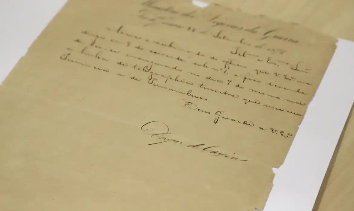 Arquivo Nacional alerta para aumento na venda ilegal de documentos históricos