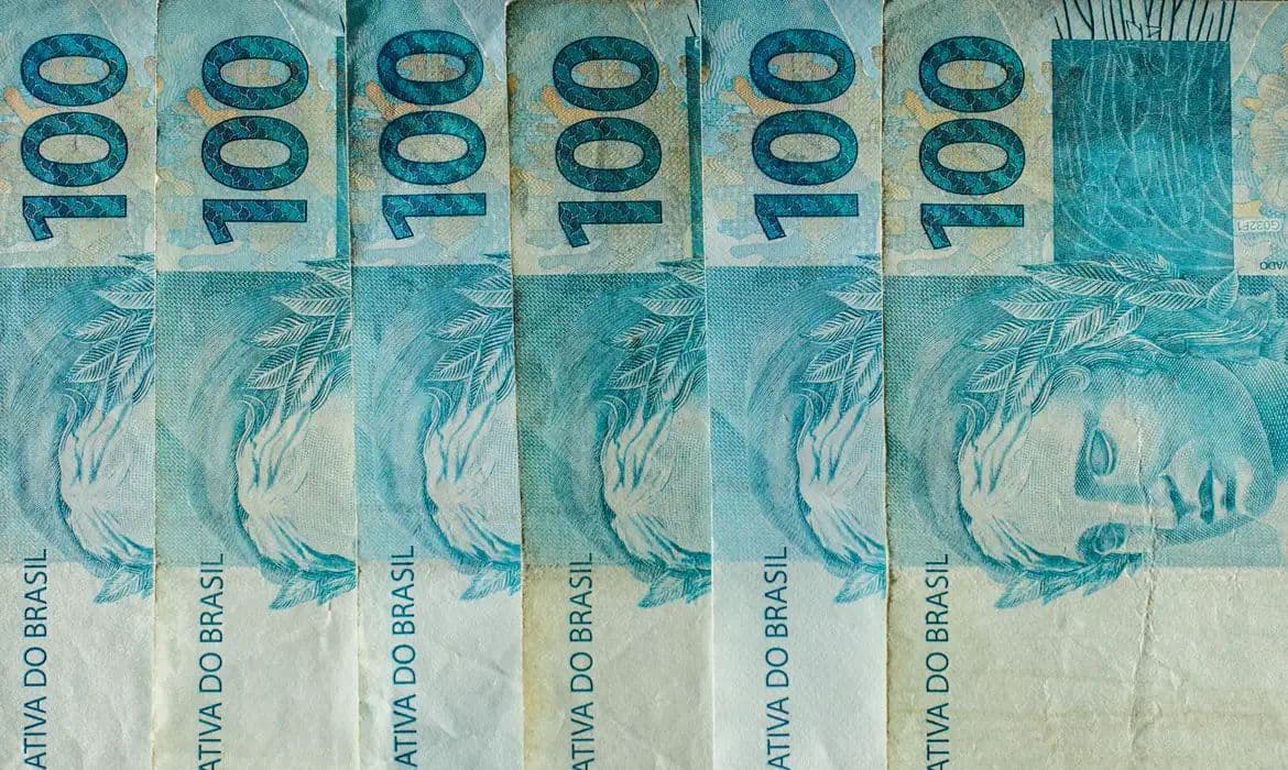 Bolsa Família: Caixa paga beneficiários com NIS final 4 nesta quinta-feira
