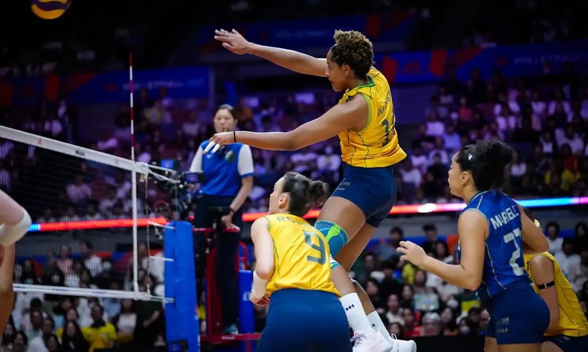 Brasil encara Japão nas quartas de final da Liga das Nações de Vôlei