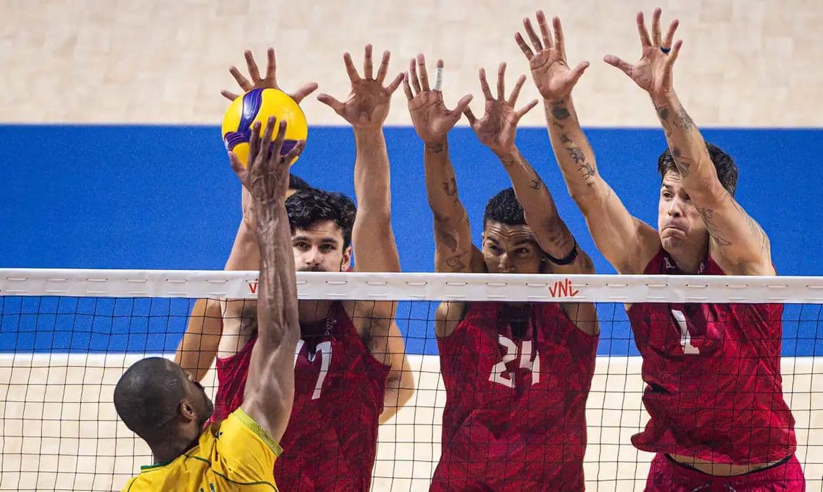 Brasil perde para os EUA e se complica na Liga das Nações de Vôlei