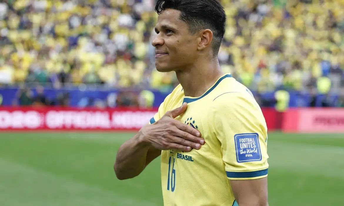 Douglas Santos usa experiência olímpica para buscar o hexa na Copa