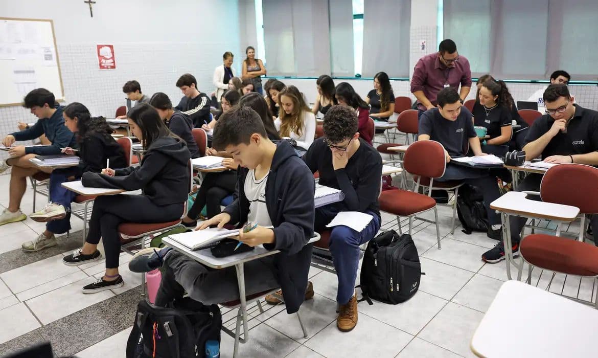 Educação Financeira será obrigatória no currículo escolar brasileiro