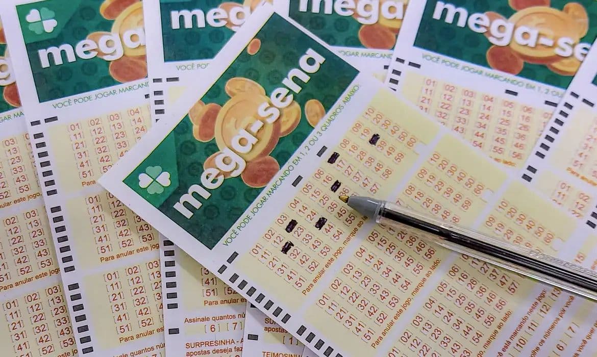 Mega-Sena sorteia prêmio acumulado de R$ 35 milhões neste domingo
