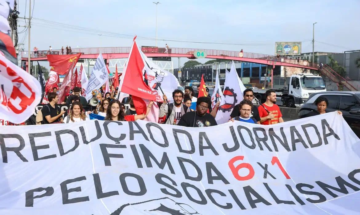 Mobilização nacional pressiona Senado pelo fim da escala 6×1