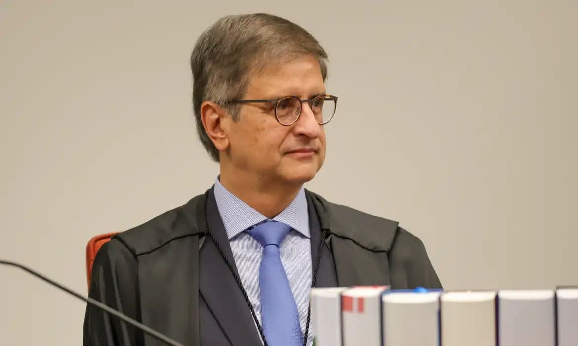 PGR defende manutenção da prisão domiciliar de Bolsonaro