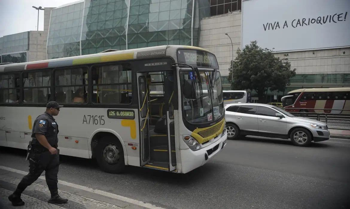 Rodoviários do Rio mantêm estado de greve e aguardam nova proposta salarial