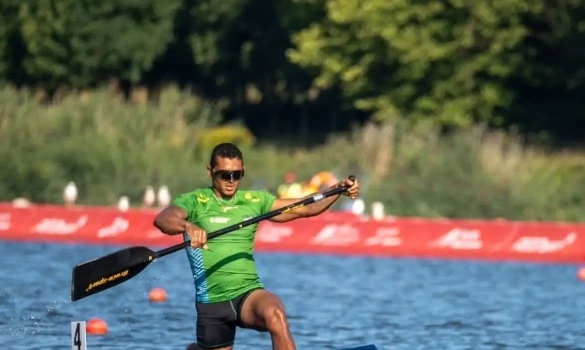 Isaquias Queiroz encerra Mundial de Canoagem fora do pódio