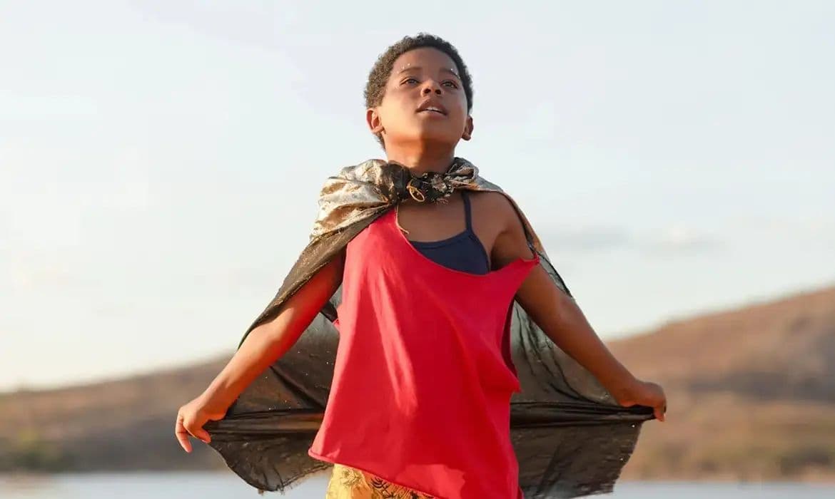 Cinema negro brasileiro avança em premiações, mas enfrenta desigualdade
