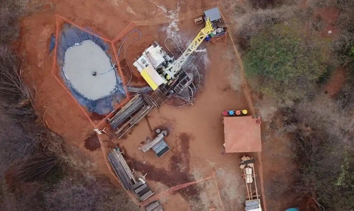 Justiça Federal suspende atividades de mina de lítio em Minas Gerais