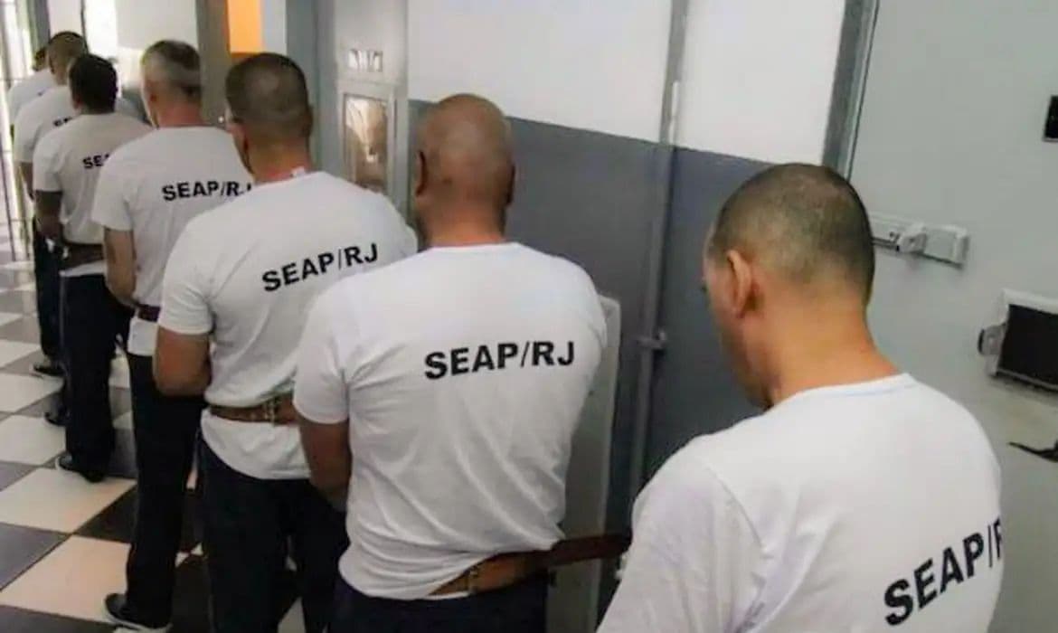 Rio de Janeiro planeja criar 5 mil vagas prisionais em três anos
