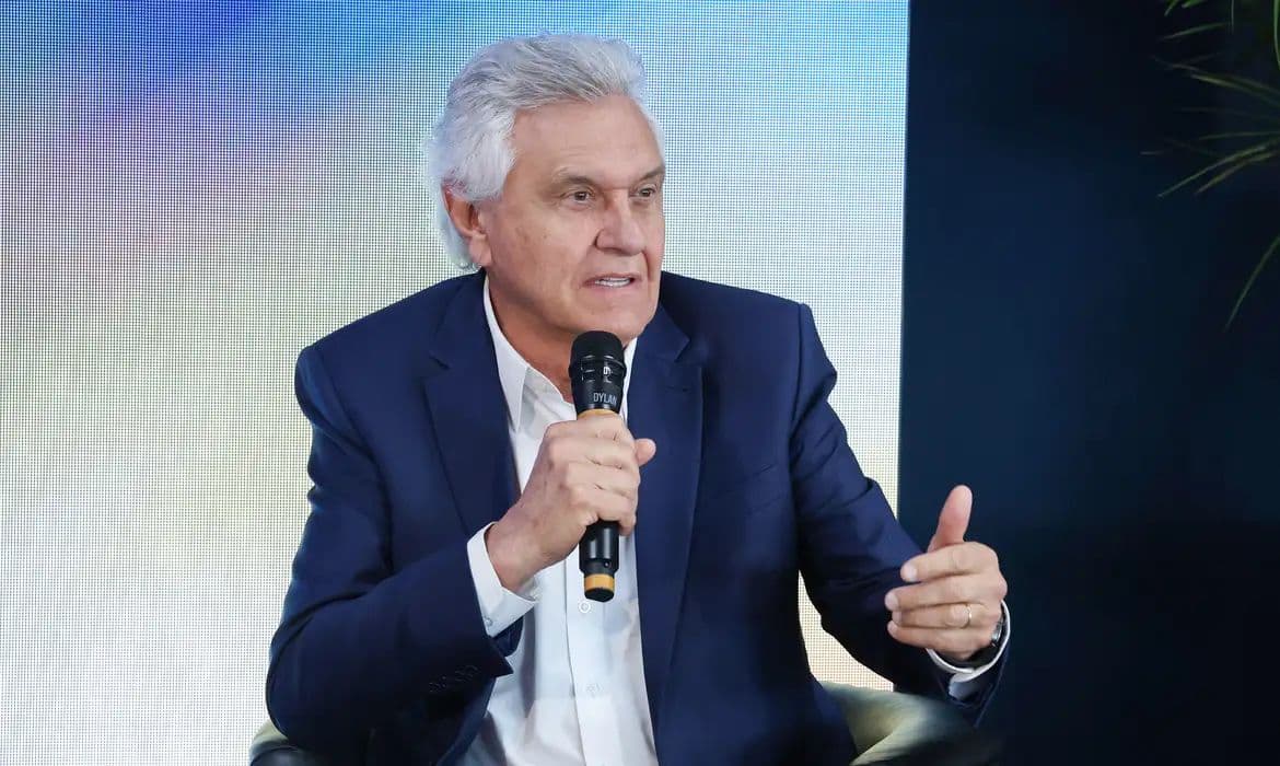 Ronaldo Caiado apresenta plano de governo com foco em reformas e segurança