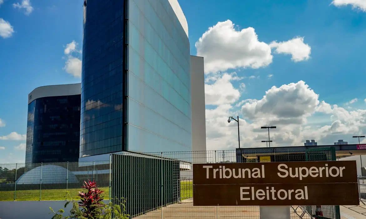 TSE julga nesta quarta decisão sobre postagens de Nossa Senhora Aparecida