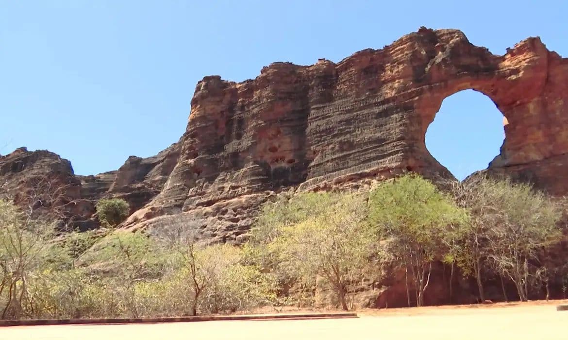 Documentário revela as riquezas arqueológicas da Serra da Capivara