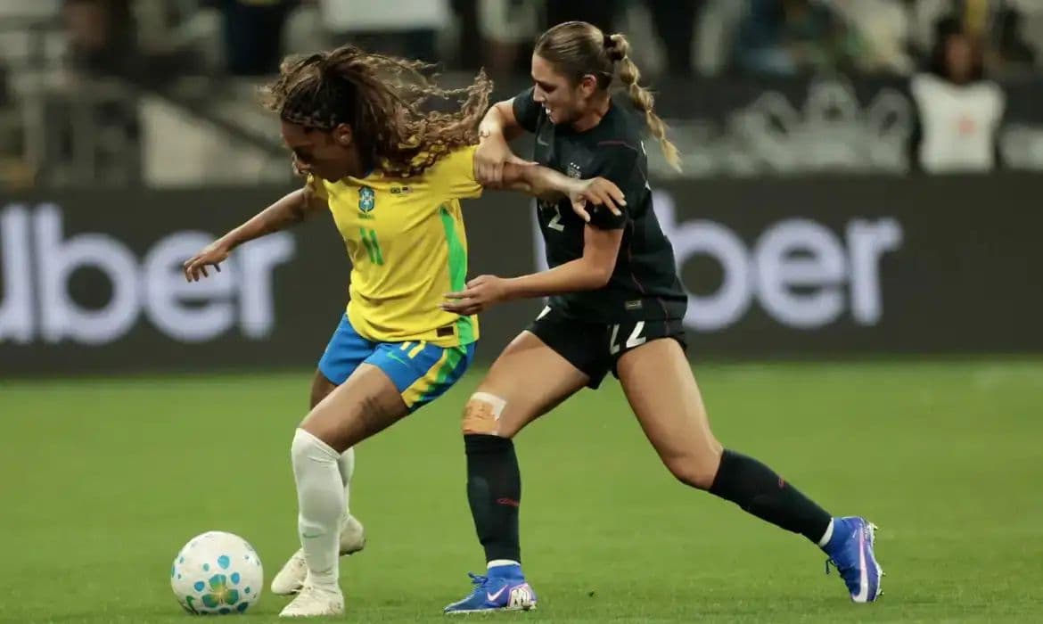 Futebol feminino: a trajetória de superação e o futuro da modalidade
