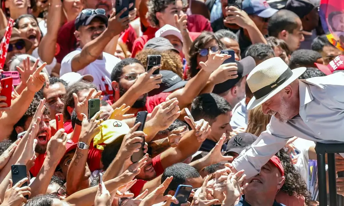 Kassio Nunes Marques parabeniza Lula pela reeleição presidencial