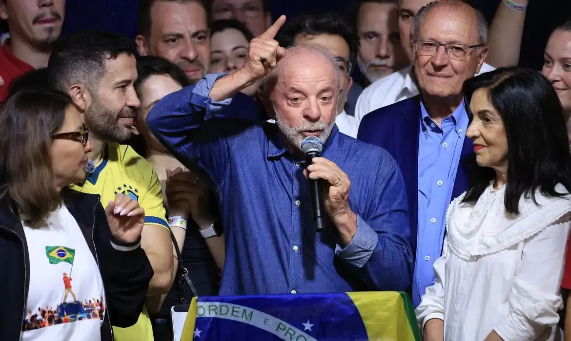 Lula detalha prioridades para o novo mandato e foco em tecnologia