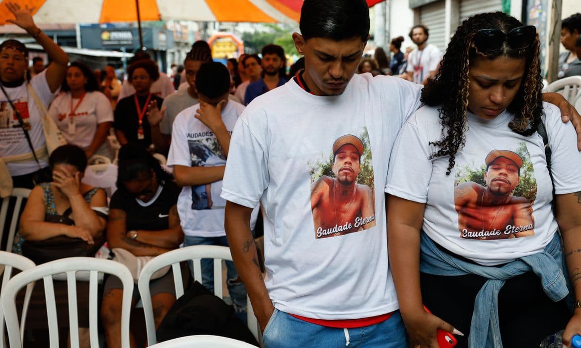 Mães da Penha exigem justiça por mortes na Operação Contenção