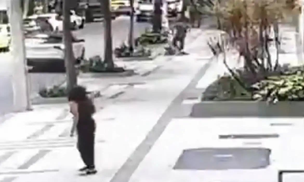 Professora aposentada da UFRJ é baleada durante assalto no Leblon