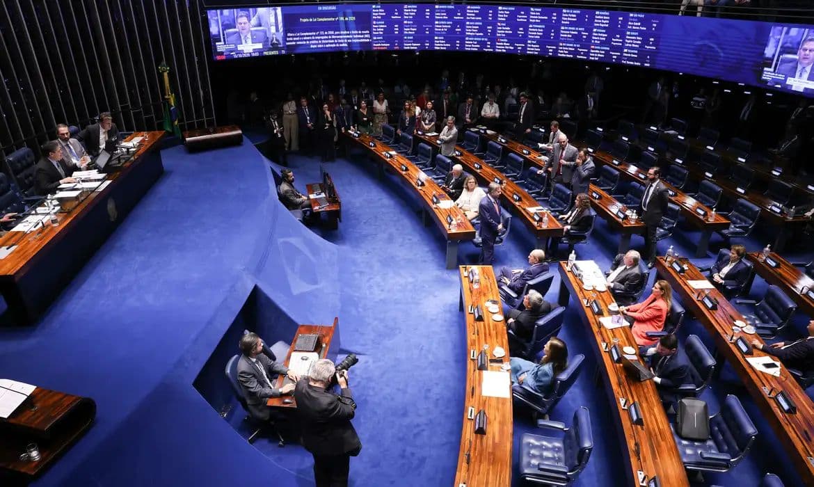 Senado aprova aumento do teto do MEI e perdão de dívidas