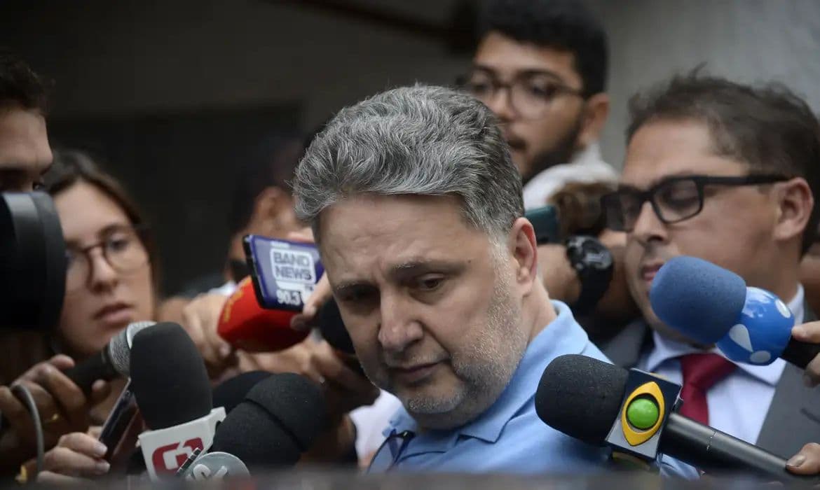 TSE avalia desistência de recurso de Anthony Garotinho