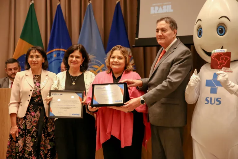 Certificação recebida pelo Brasil por ser LIvre do Sarampo