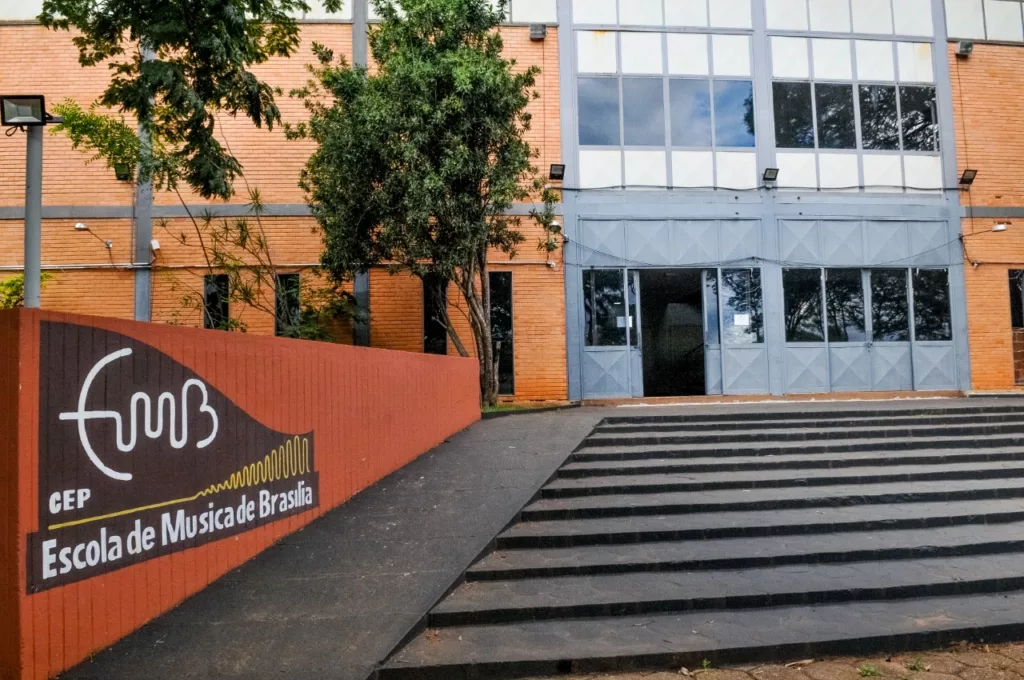 Entrada Escola de Música de Brasília