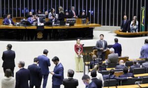 Câmara foro privilegiado anistia