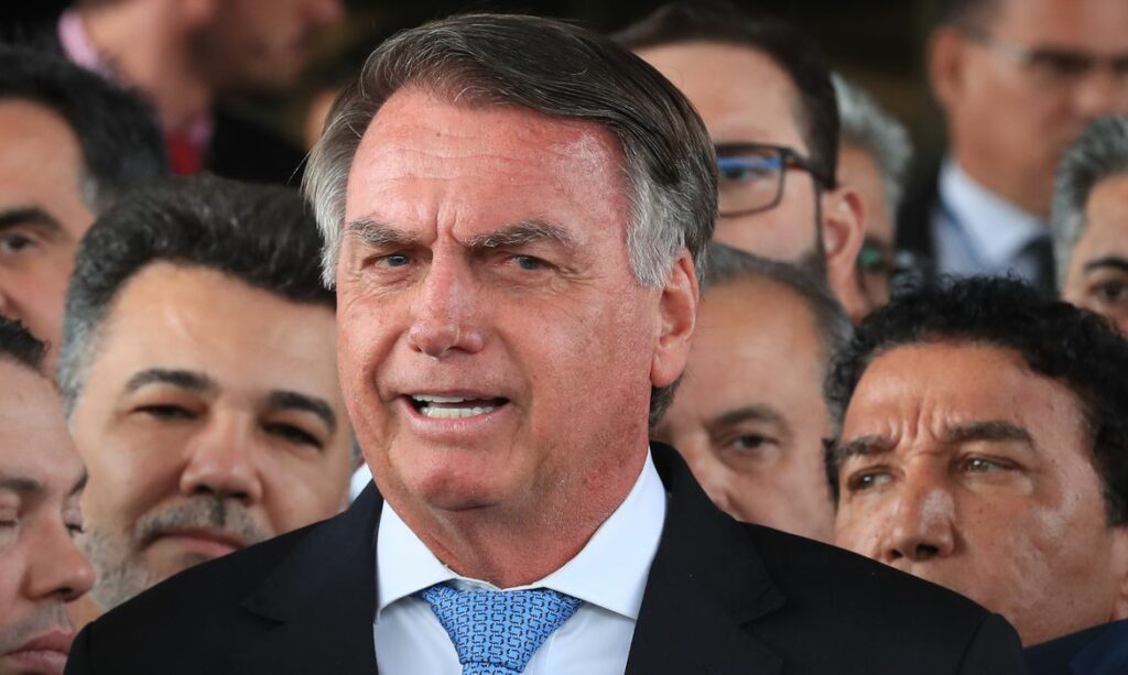 Defesa Bolsonaro absolvição STF