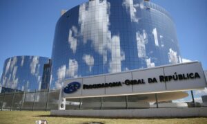 PGR opina defesa Bolsonaro