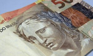 Renda 0,1% mais rico