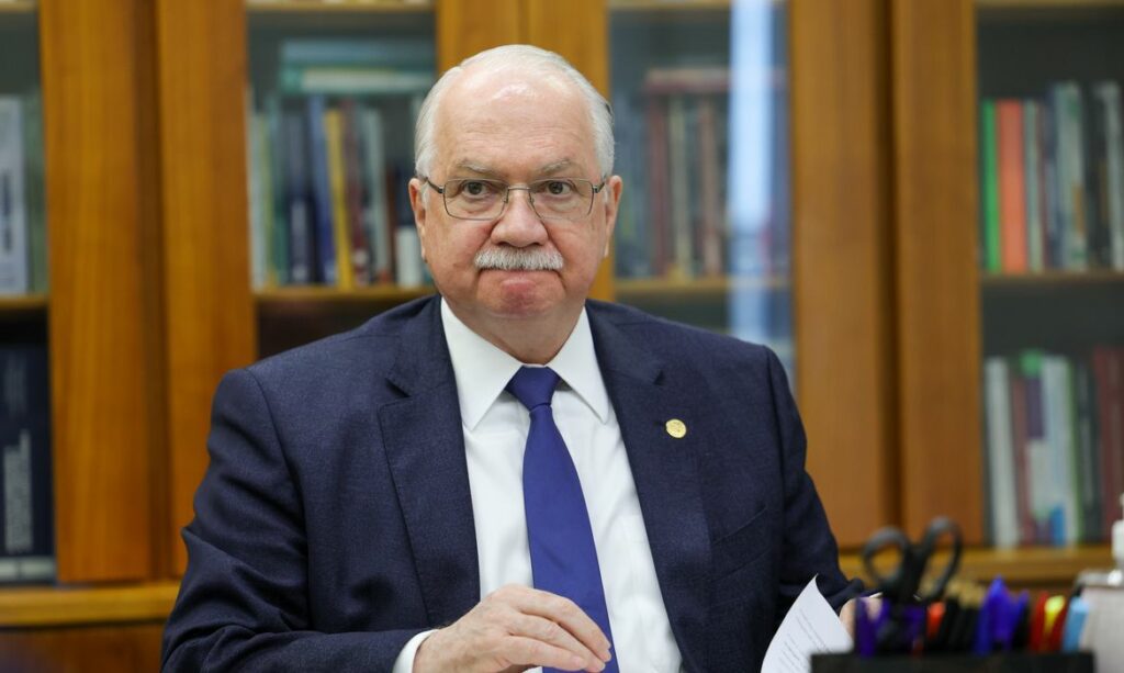 STF elege Fachin Moraes