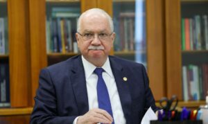 STF elege Fachin Moraes