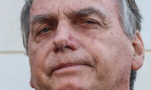 Perda patentes militares Bolsonaro