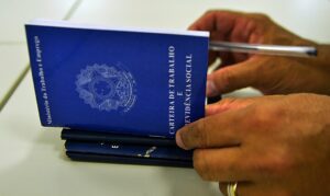 Brasil criação empregos formais agosto