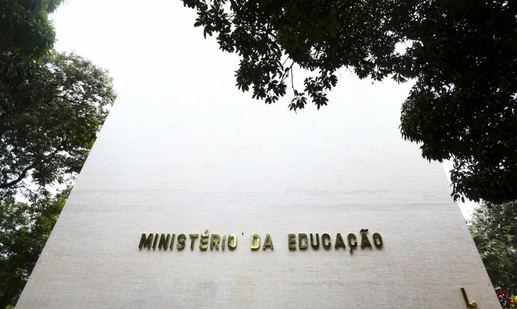 Lista MEC cursos semipresenciais