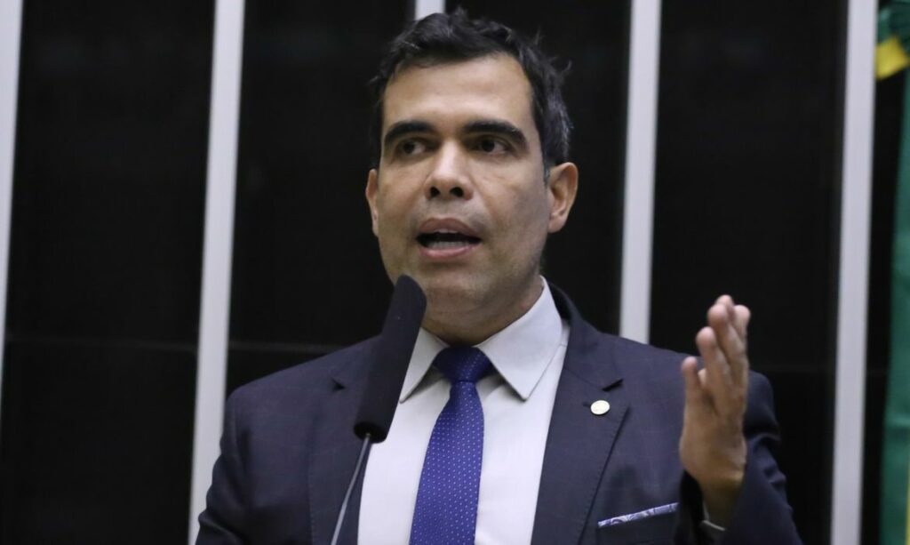 PF afasta governador Tocantins