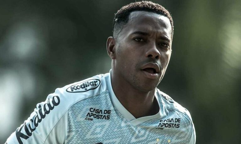 STJ mantém prisão Robinho