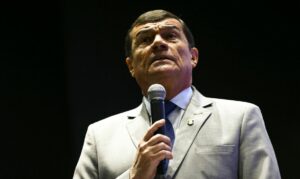 Nogueira impediu golpe Bolsonaro
