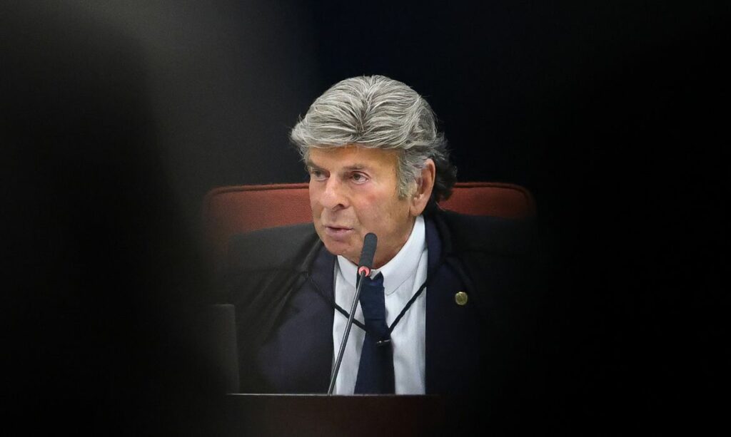 Absolvição Fux trama golpista