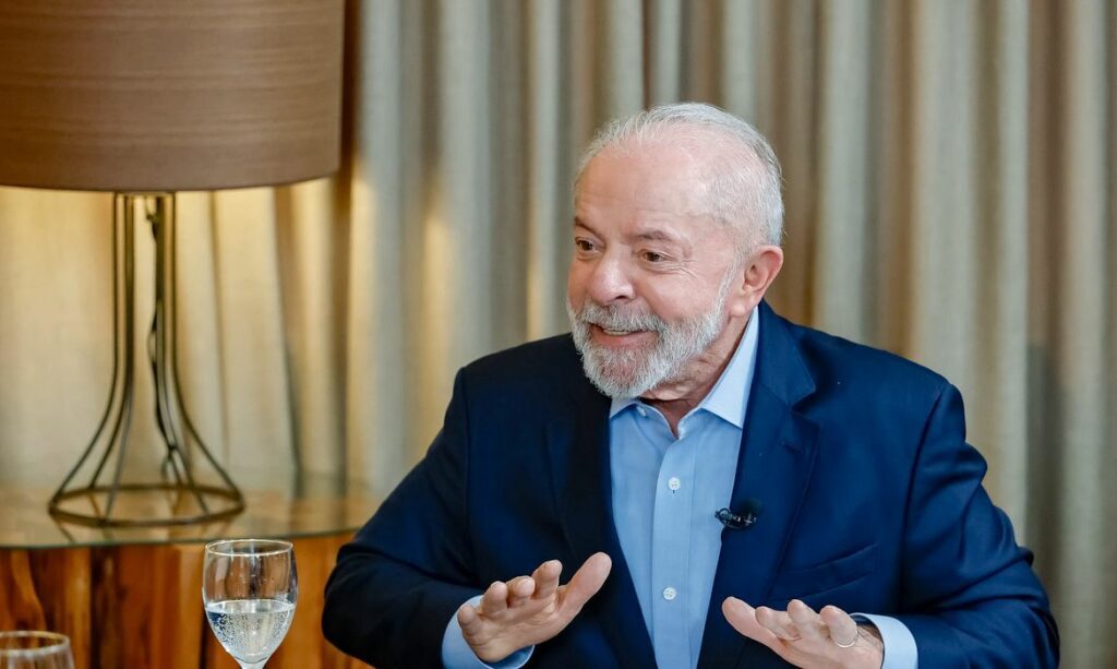 Lula defende incluir pobres orçamento