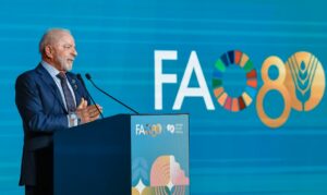 Lula cumprimento Constituição STF