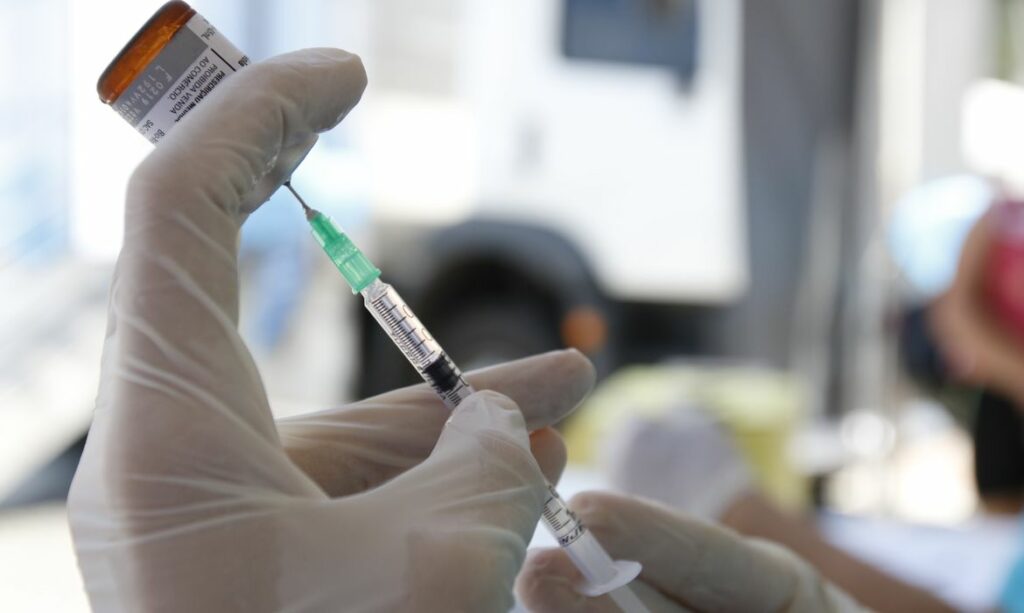 Multivacinação crianças outubro