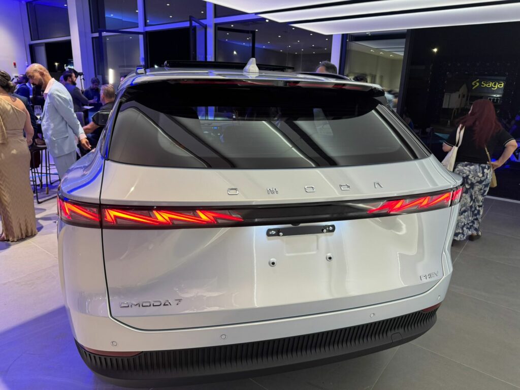 Omoda 7 Híbrido Plug-in: sofisticação em cada detalhe